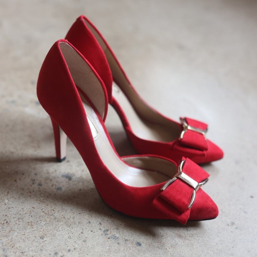 BCBGeneration Red Bow Pointed Toe D'Orsay Heels Size 4.5 Coquette